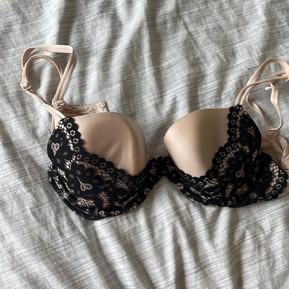 Pink bra with black lace